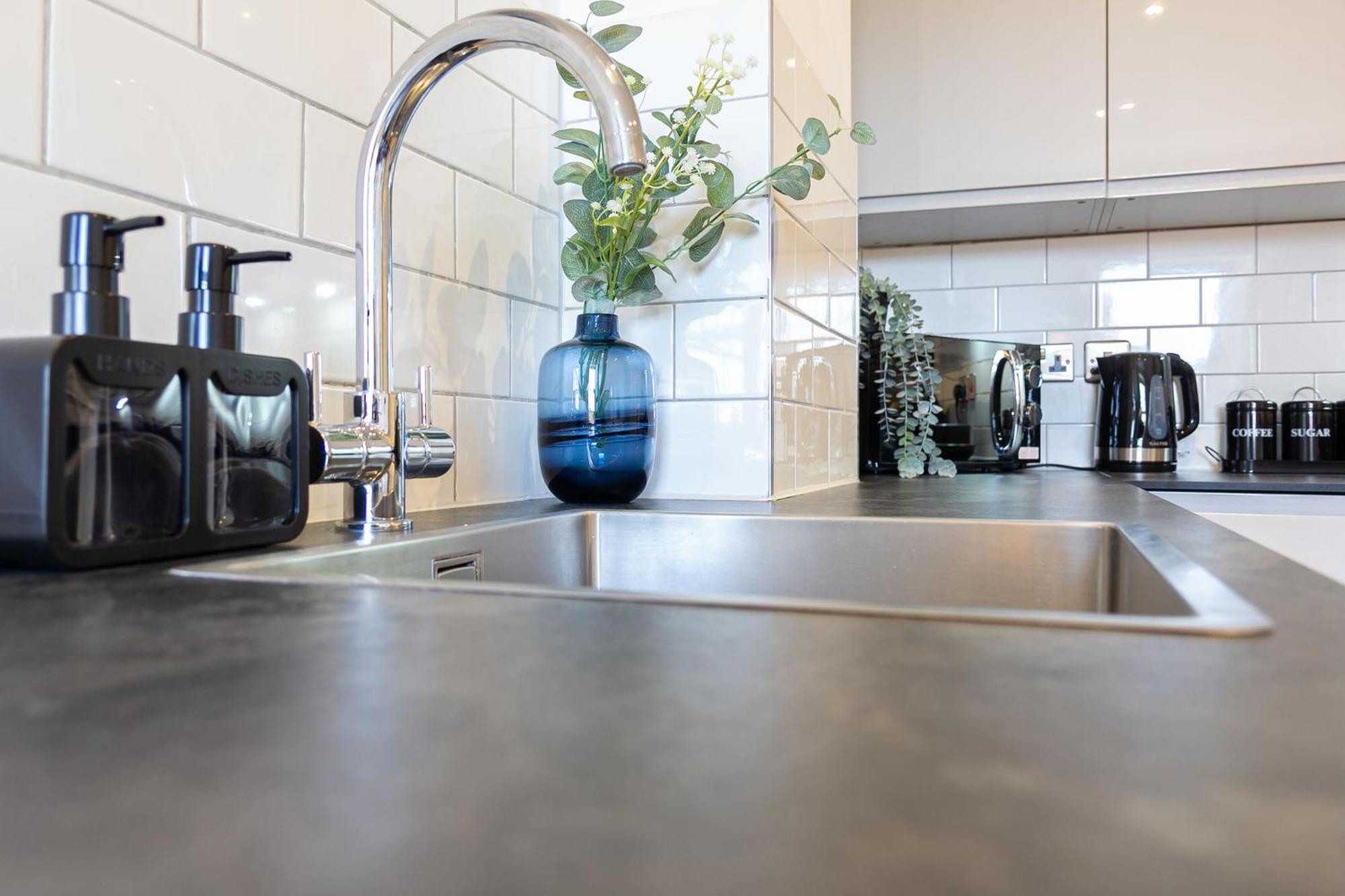 Cosy Central 2 Bedroom - Near Brighton Beach & Shops! Ngoại thất bức ảnh